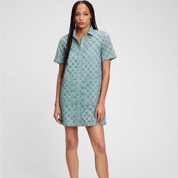 GAP Dresses & Skirts - EUC Gap Eyelet Shirt Dress